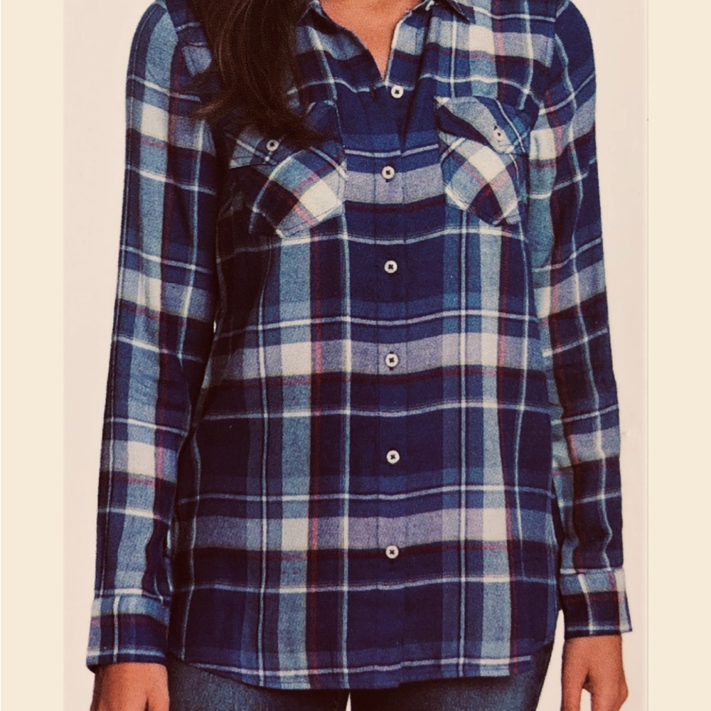 Jessica Simpson lightweight thin blue flannel.  Size L